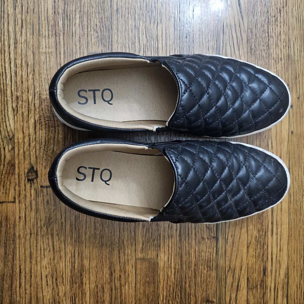 STQ Women's Black Quilted Flats